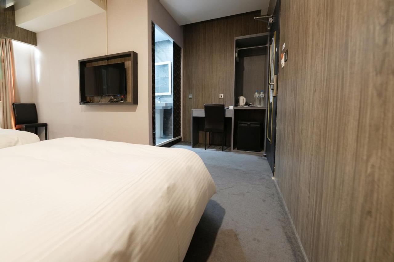 Meworld Hotel - Ximen Taipeh Exterior foto